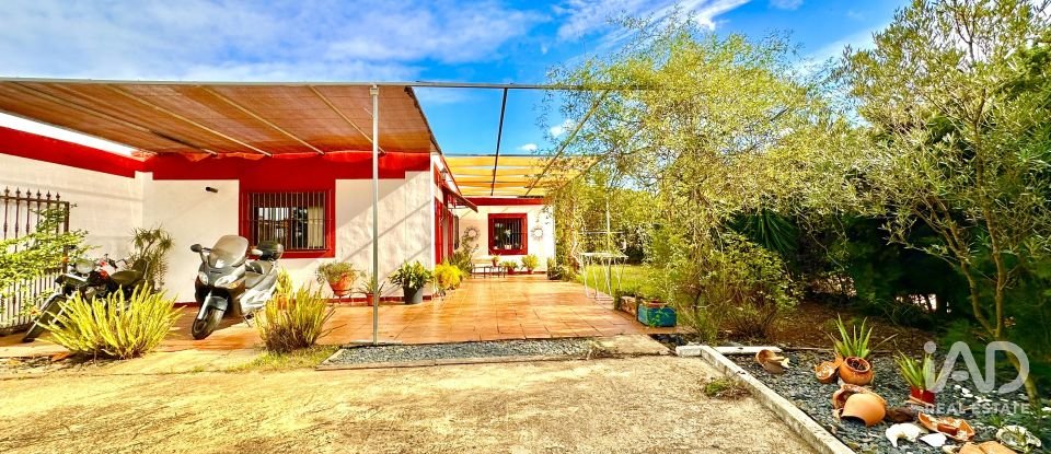 Casa rústica 3 habitaciones de 169 m² en Lepe (21440)