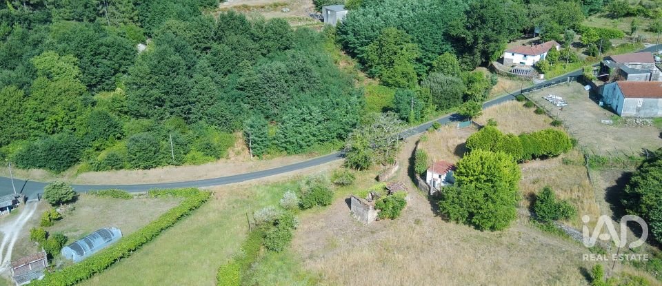 Terrain à bâtir de 3 634 m² à Paradela (36685)