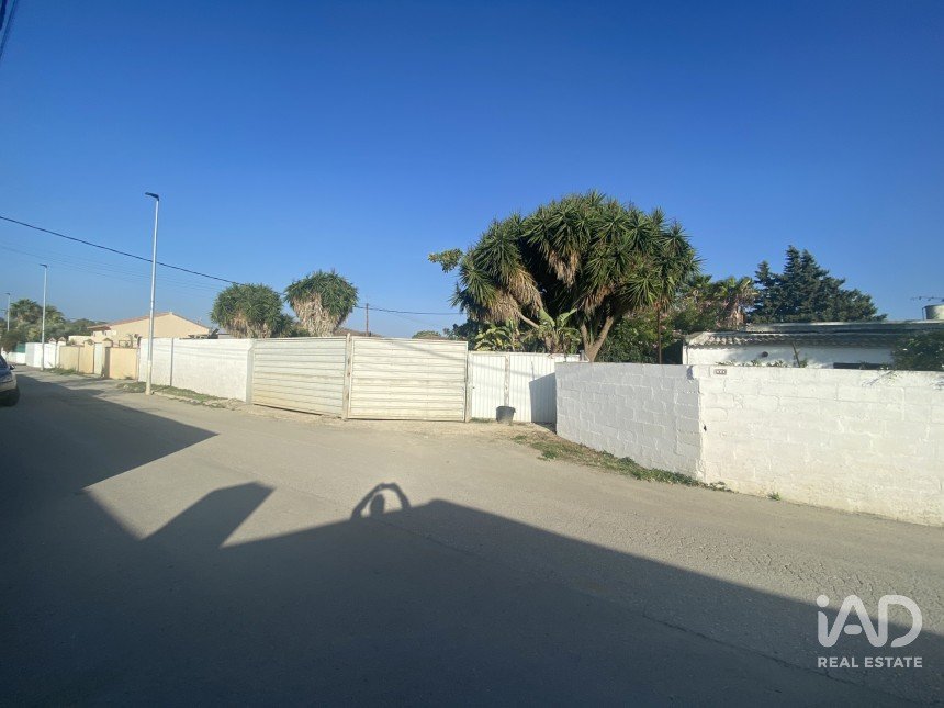 Casa rústica 4 habitaciones de 300 m² en Chiclana de la Frontera (11130)