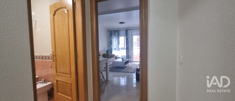 Piso 3 habitaciones de 110 m² en Torrevieja (03181)