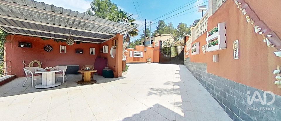 Casa 5 habitaciones de 180 m² en Riudecanyes (43771)