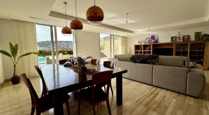 Lodge 6 bedrooms of 471 m² in Cabrils (08348)