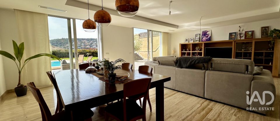 Casa rural 6 habitaciones de 471 m² en Cabrils (08348)