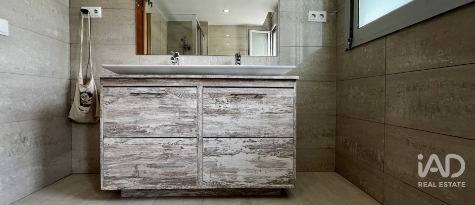 Casa rural 6 habitaciones de 471 m² en Cabrils (08348)