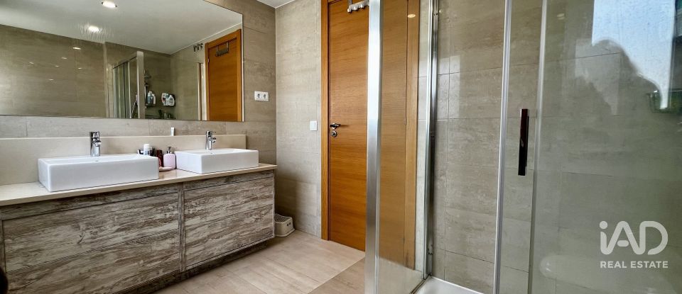 Casa rural 6 habitaciones de 471 m² en Cabrils (08348)