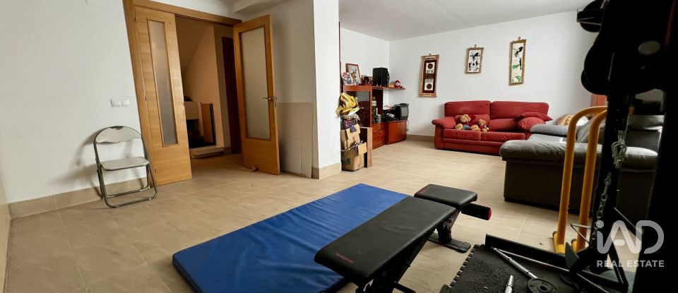 Casa rural 6 habitaciones de 471 m² en Cabrils (08348)