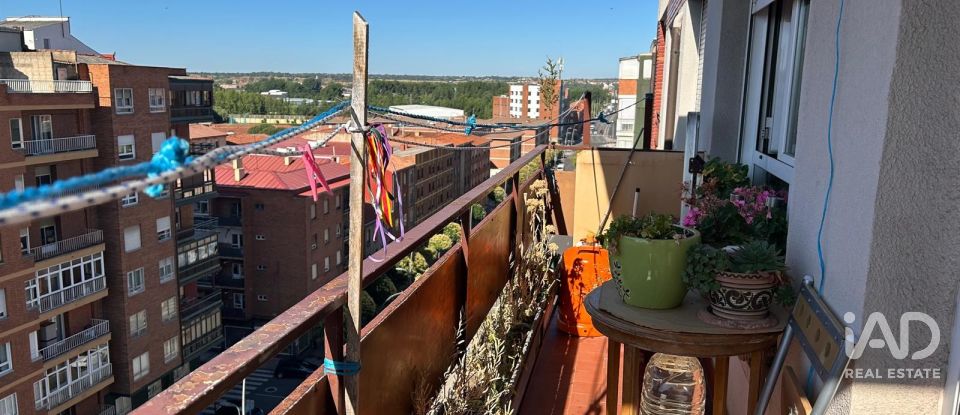 Apartment 3 bedrooms of 115 m² in León (24005)