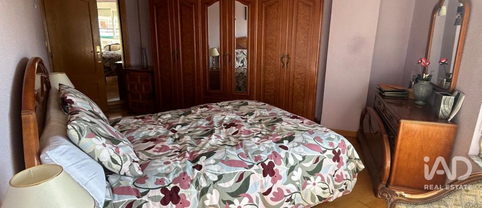 Apartment 3 bedrooms of 115 m² in León (24005)