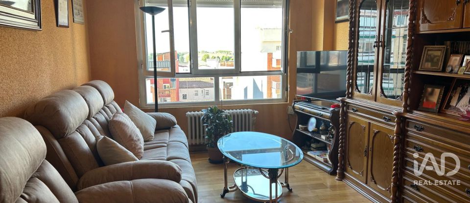 Apartment 3 bedrooms of 115 m² in León (24005)