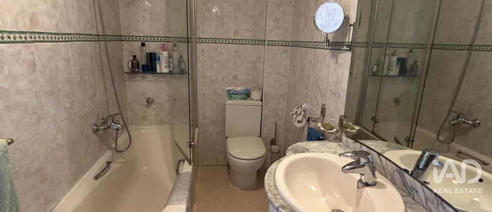 Apartment 3 bedrooms of 115 m² in León (24005)