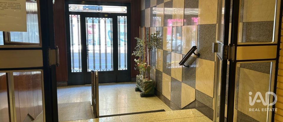 Apartment 3 bedrooms of 115 m² in León (24005)