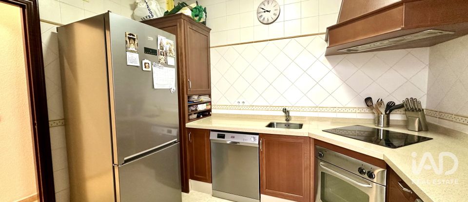 Piso 3 habitaciones de 91 m² en Lepe (21440)