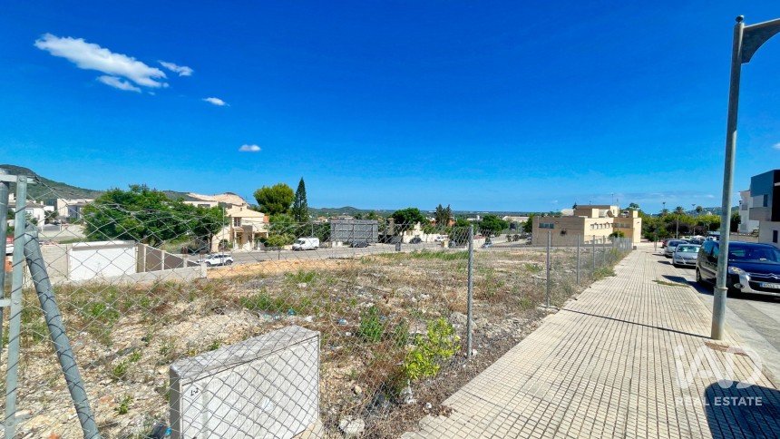 Building plot of 135 m² in Pego (03780)