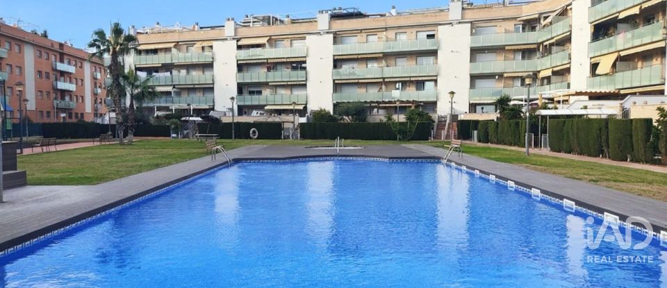 Penthouse 3 bedrooms of 91 m² in Cubelles (08880)