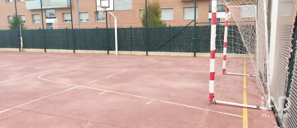 Penthouse 3 bedrooms of 91 m² in Cubelles (08880)