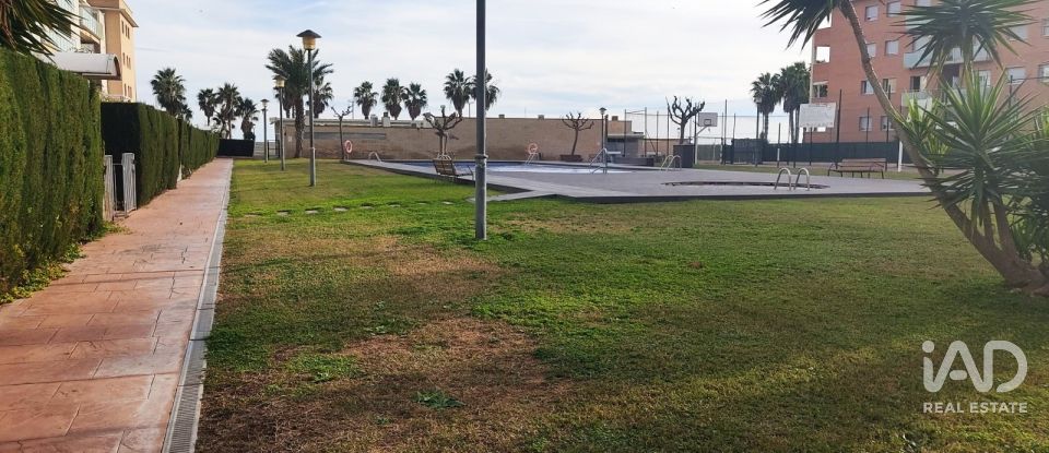 Penthouse 3 bedrooms of 91 m² in Cubelles (08880)