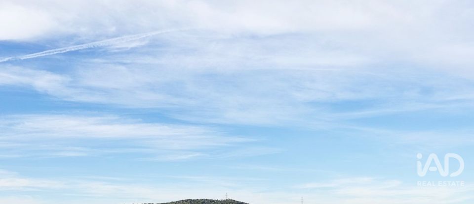 Penthouse 3 bedrooms of 91 m² in Cubelles (08880)