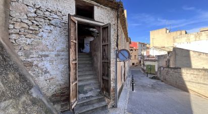 Village house 2 bedrooms of 102 m² in Ribesalbes (12210)