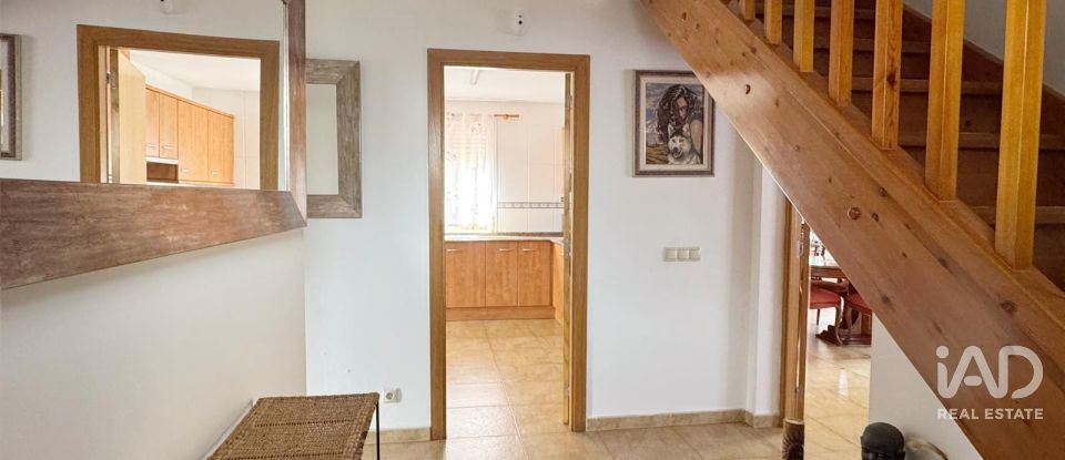 Casa 4 habitaciones de 175 m² en Vilallonga del Camp (43141)