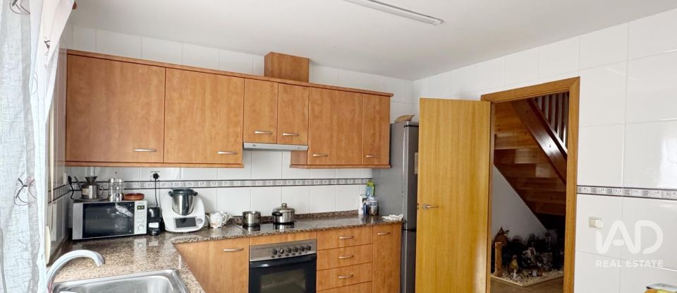 Casa 4 habitaciones de 175 m² en Vilallonga del Camp (43141)