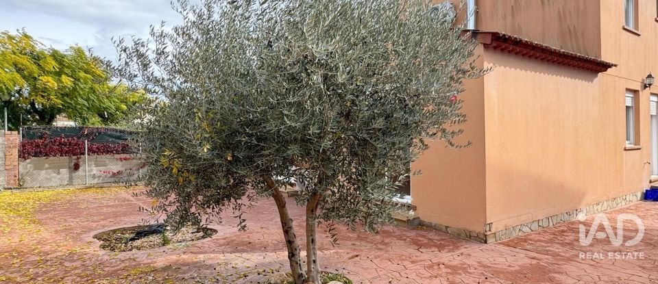 Casa 4 habitaciones de 175 m² en Vilallonga del Camp (43141)