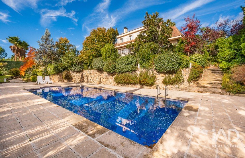 Vivienda unifamiliar  6 habitaciones de 468 m² en Torrelodones (28250)