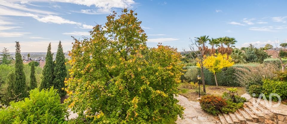 Vivienda unifamiliar  6 habitaciones de 468 m² en Torrelodones (28250)