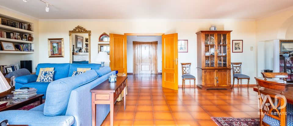 Vivienda unifamiliar  6 habitaciones de 468 m² en Torrelodones (28250)