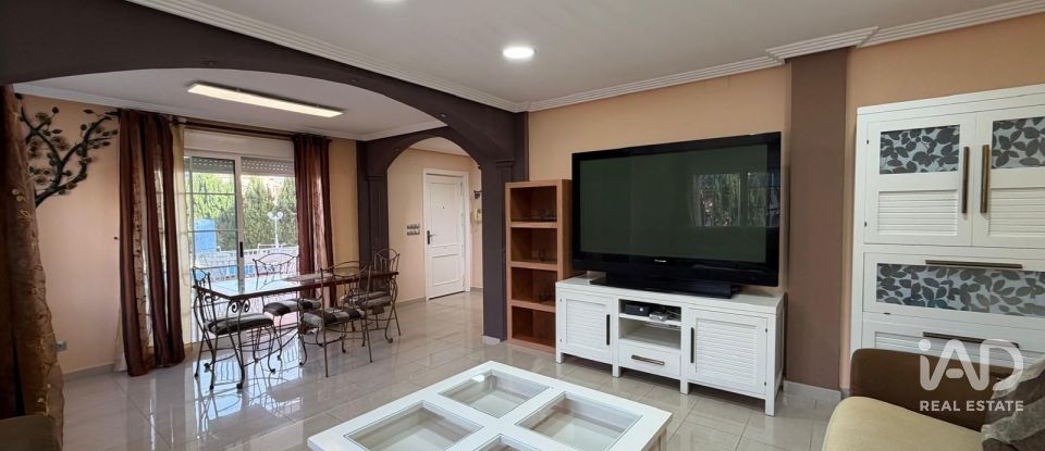 Châlet 5 chambres de 240 m² à Balsares (03195)