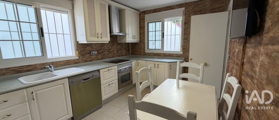 Châlet 5 chambres de 240 m² à Balsares (03195)