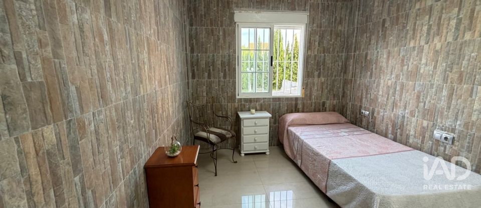 Châlet 5 chambres de 240 m² à Balsares (03195)