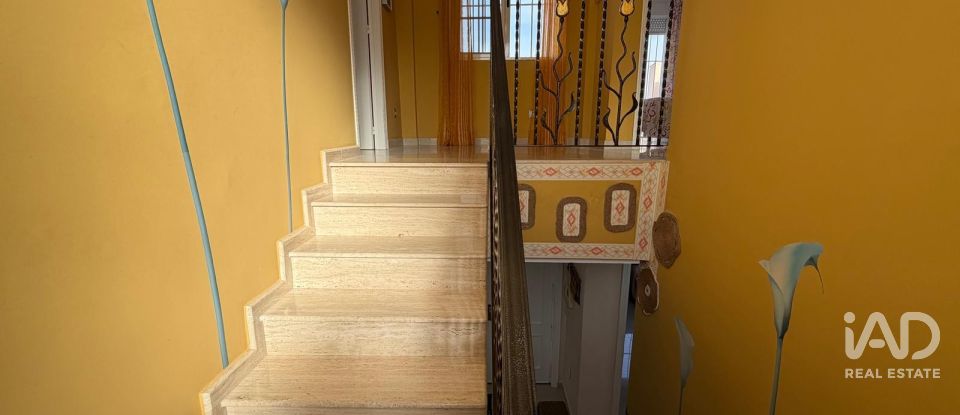 Châlet 5 chambres de 240 m² à Balsares (03195)