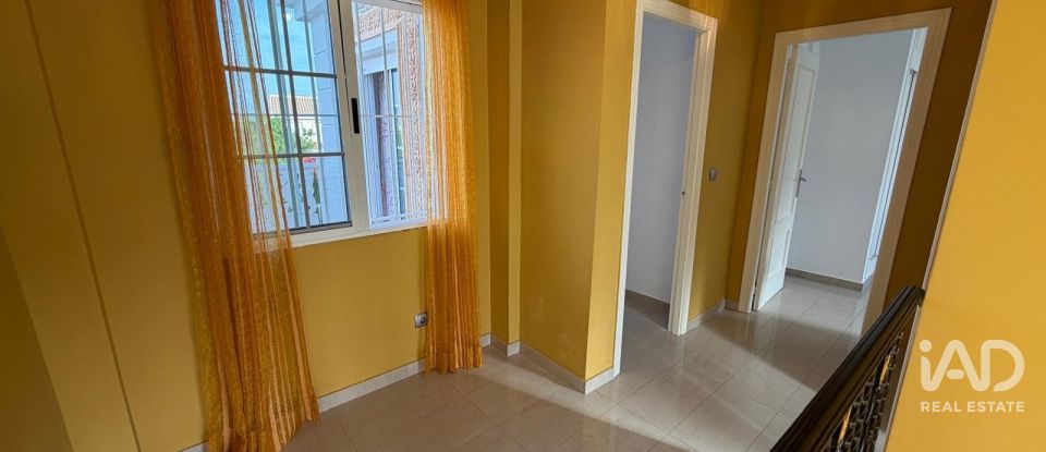 Châlet 5 chambres de 240 m² à Balsares (03195)