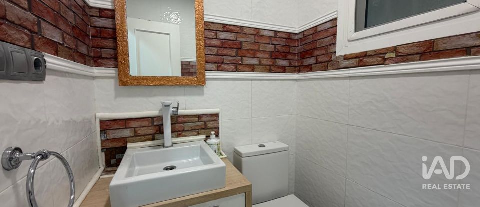 Châlet 5 chambres de 240 m² à Balsares (03195)