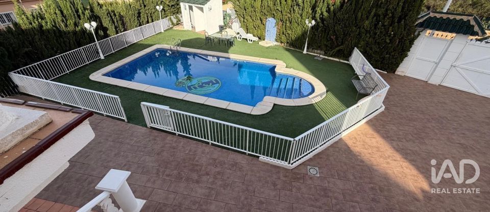 Châlet 5 chambres de 240 m² à Balsares (03195)