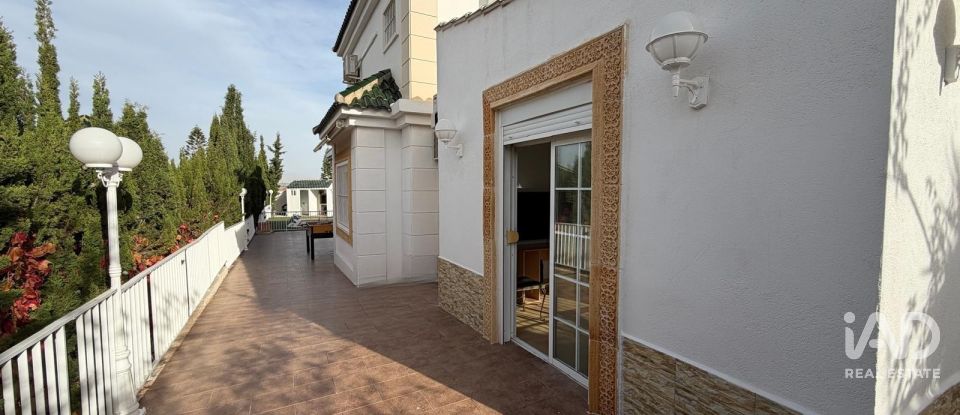 Châlet 5 chambres de 240 m² à Balsares (03195)