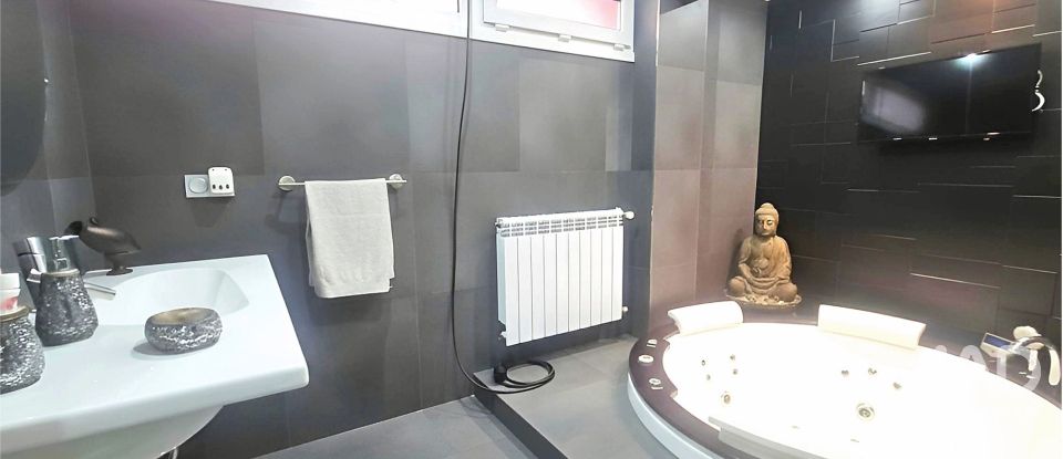 Pis 2 habitacions de 125 m² a Donostia-San Sebastián (20017)