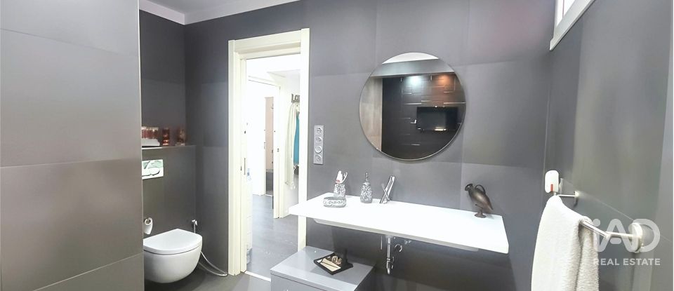 Pis 2 habitacions de 125 m² a Donostia-San Sebastián (20017)