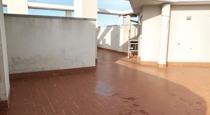 Penthouse 3 bedrooms of 91 m² in Cubelles (08880)