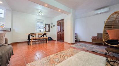 Casa 4 habitaciones de 135 m² en Guaro (29108)