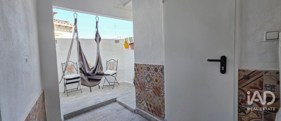 Casa 4 habitaciones de 135 m² en Guaro (29108)