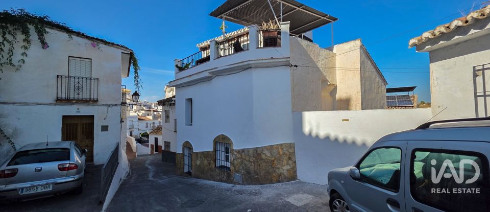 Casa 4 habitaciones de 135 m² en Guaro (29108)