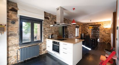 Lodge 5 bedrooms of 301 m² in Quintana del Castillo (24397)