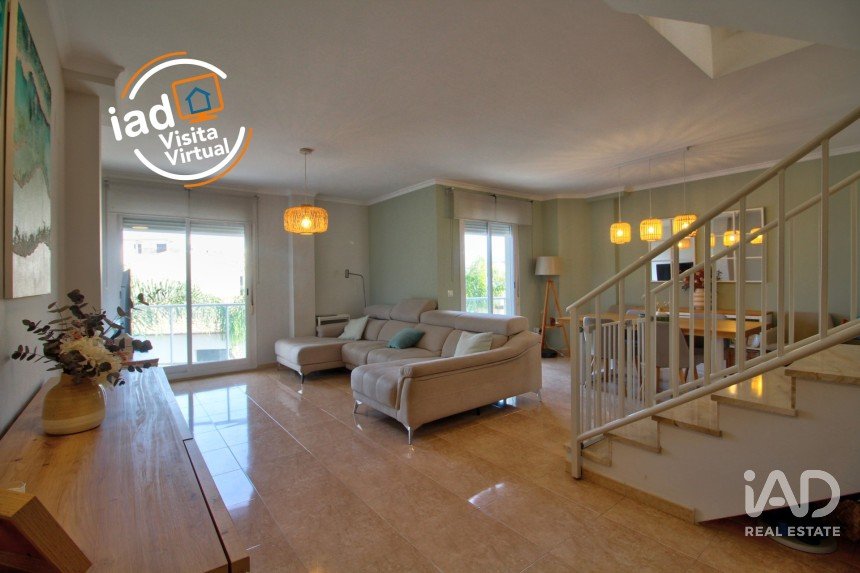 Dúplex 4 habitaciones de 248 m² en Ondara (03760)