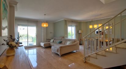 Dúplex 4 habitaciones de 248 m² en Ondara (03760)