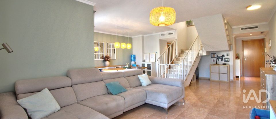 Dúplex 4 habitaciones de 248 m² en Ondara (03760)