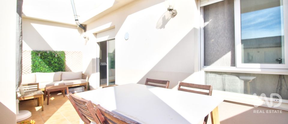 Dúplex 4 habitaciones de 248 m² en Ondara (03760)