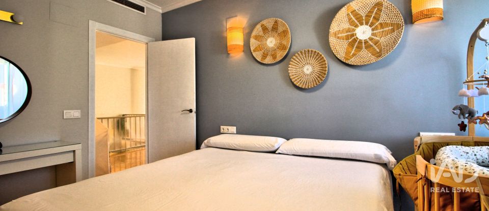 Dúplex 4 habitaciones de 248 m² en Ondara (03760)