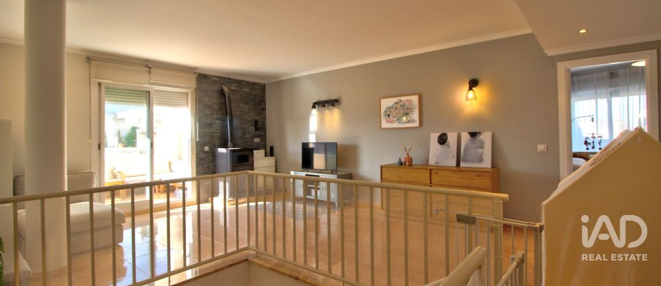 Dúplex 4 habitaciones de 248 m² en Ondara (03760)