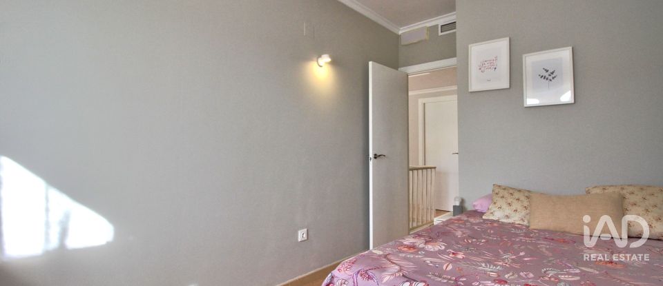 Dúplex 4 habitaciones de 248 m² en Ondara (03760)